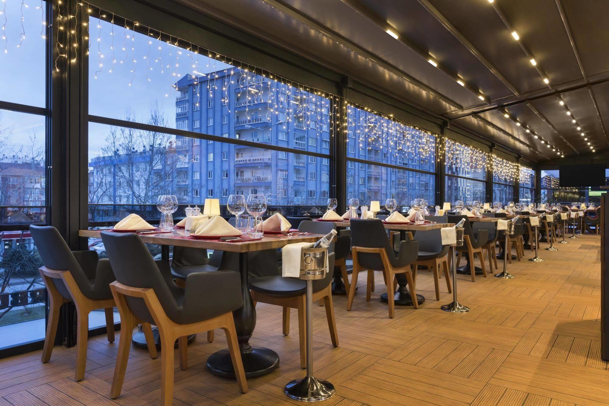 Ramada Encore Eskişehir Ngoại thất bức ảnh