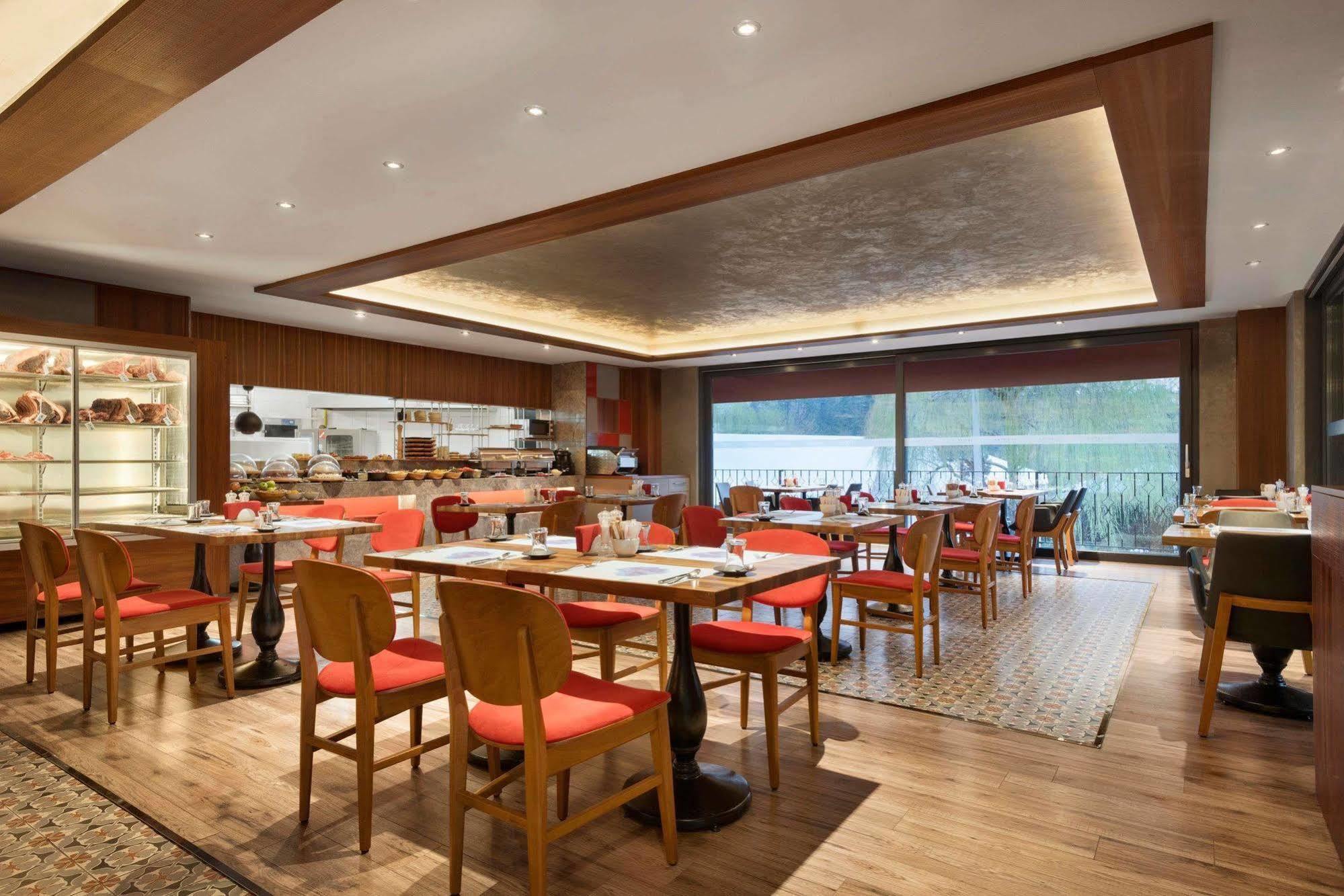 Ramada Encore Eskişehir Ngoại thất bức ảnh